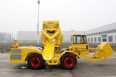 <b>Self-loading Mobile Concrete Mixer</b>